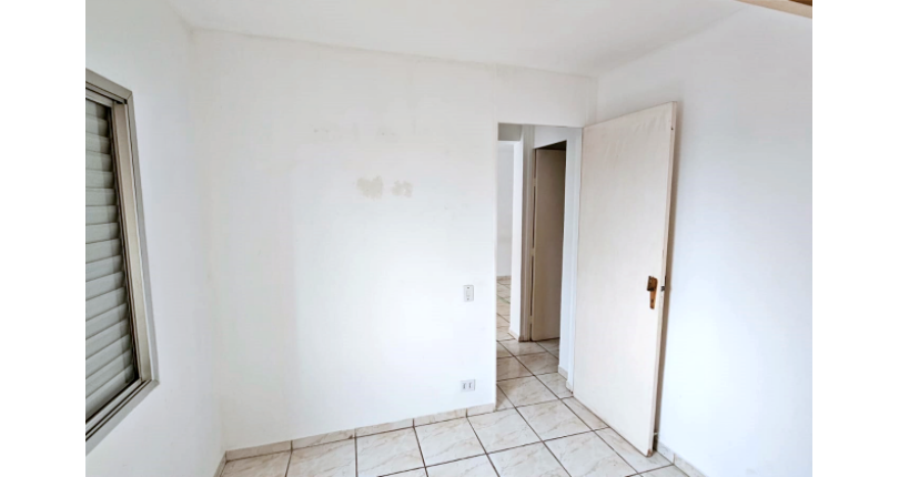 Apartamento à venda no Bairro da Vila Mangalot na Rua Manoel Lopes da Cunha 117,