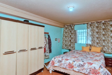 Casa Térrea à venda no Bairro da Vila Zat na Rua São Cândido