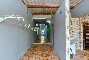 Casa Térrea à venda no Bairro da Vila Zat na Rua São Cândido