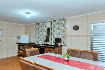 Casa Térrea à venda no Bairro da Vila Zat na Rua São Cândido