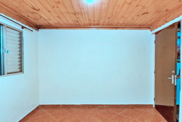 Casa Térrea à venda no Bairro da Vila Zat na Rua São Cândido