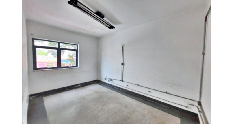 Imóvel  Comercial à venda na Vila Romana na Rua Caio Graco