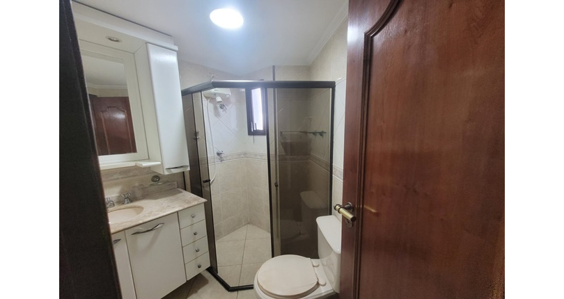 Apartamento à venda Rua Portão Preto, 90, Vila Mangalot - Imóveis à Venda