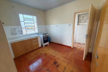 Casa assobradada à venda no Bairro da Vila Pereira Barreto 