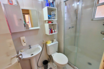 Lindo Apartamento à venda no Bairro do Parque Maria Domitila na Rua Willis Roberto Banks 401