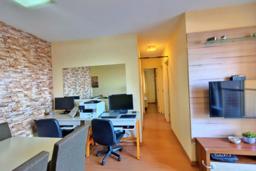 Lindo Apartamento à venda no Bairro do Parque Maria Domitila na Rua Willis Roberto Banks 401