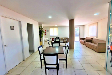 Lindo Apartamento à venda no Bairro do Parque Maria Domitila na Rua Willis Roberto Banks 401
