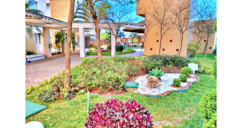 Lindo Apartamento à venda no Bairro do Parque Maria Domitila na Rua Willis Roberto Banks 401