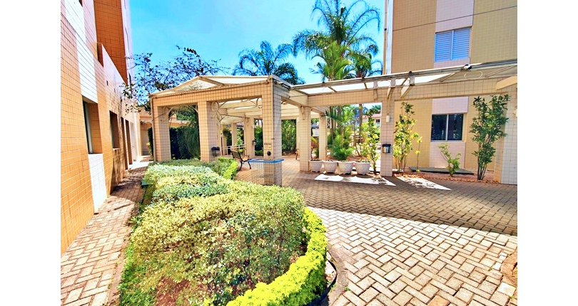 Lindo Apartamento à venda no Bairro do Parque Maria Domitila na Rua Willis Roberto Banks 401