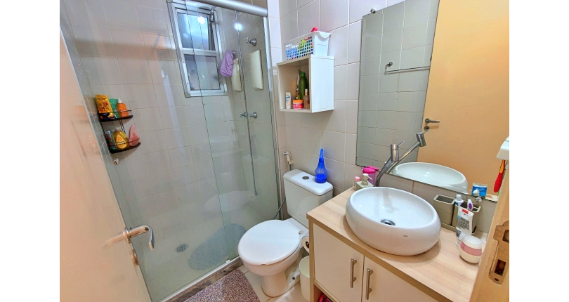 Lindo Apartamento à venda no Bairro do Parque Maria Domitila na Rua Willis Roberto Banks 401