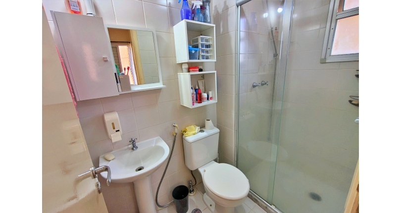 Lindo Apartamento à venda no Bairro do Parque Maria Domitila na Rua Willis Roberto Banks 401