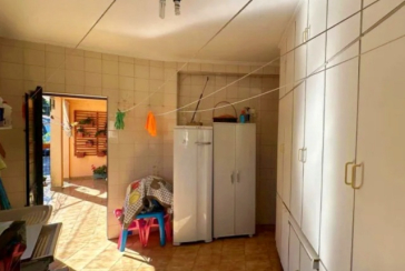 Sobrado à venda no Bairro do Jardim Regina na Rua Antônio Raiol