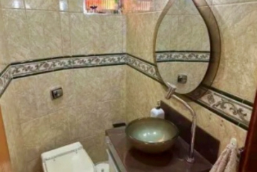 Sobrado à venda no Bairro do Jardim Regina na Rua Antônio Raiol