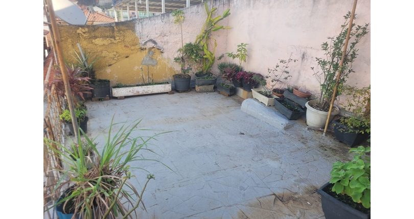 Terreno à venda no Bairro da Vila Pereira Cerca na Rua Santa Romana