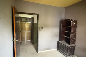 Casa à venda no Bairro da Vila Cruz das Almas na Rua Conceição de Jacareí