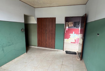Casa à venda no Bairro da Vila Cruz das Almas na Rua Conceição de Jacareí