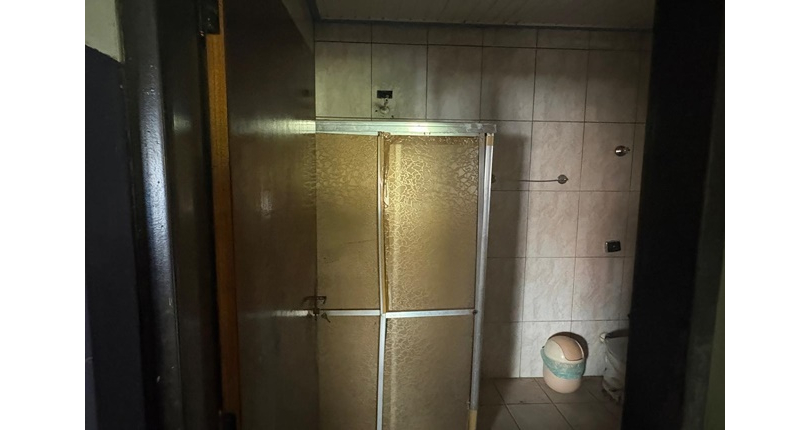 Casa à venda no Bairro da Vila Cruz das Almas na Rua Conceição de Jacareí