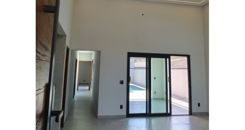 Casa à venda em Itatiba no Bairro do Engenho, na Avenida Benedicto José Constantino