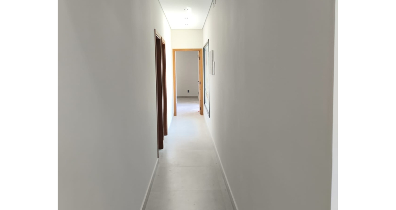 Casa à venda em Itatiba no Bairro do Engenho, na Avenida Benedicto José Constantino