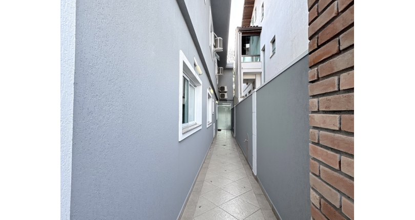 Sobrado à venda no Bairro do City Recanto Anastácio na Rua Maria Pereira Pinto