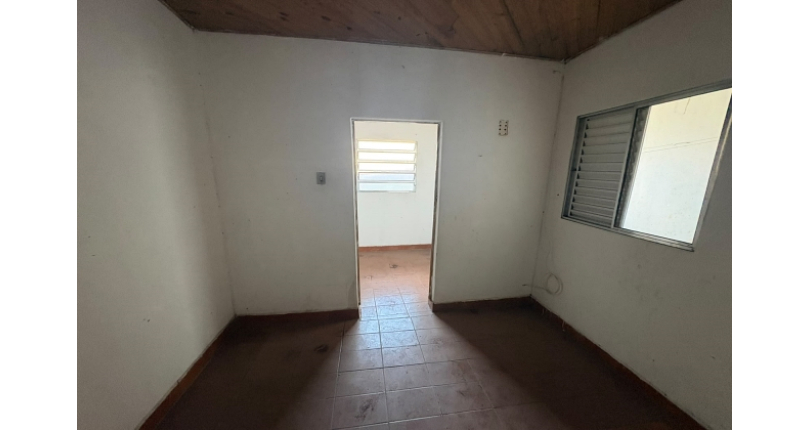 Casa à venda Rua Benedito Lacerda, Jardim Regina - Imóveis à Venda