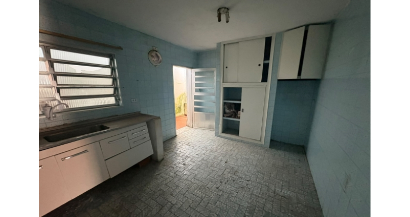 Casa à venda Rua Benedito Lacerda, Jardim Regina - Imóveis à Venda
