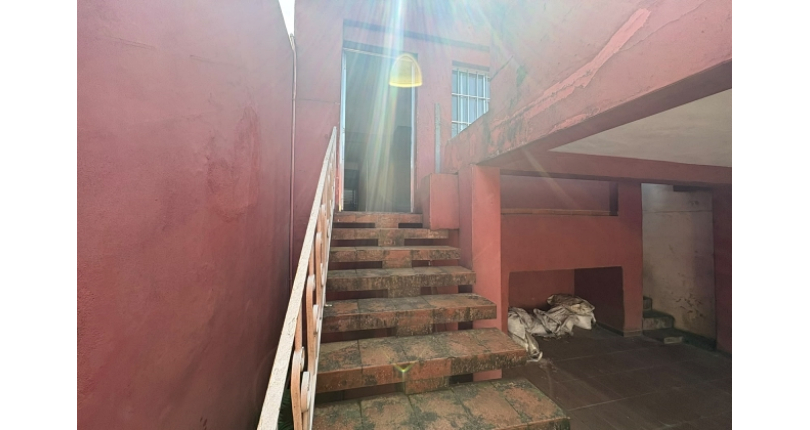 Casa à venda Rua Benedito Lacerda, Jardim Regina - Imóveis à Venda