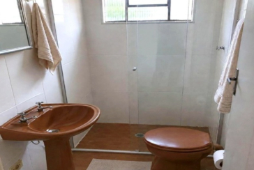 Sobrado à venda no Bairro do Jaraguá na Rua Bela Vista do Ivaí, 