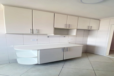 Apartamento à venda no Bairro do Parque Maria Domitila na Rua Willis Roberto Banks 549