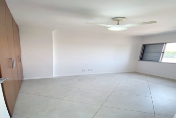 Apartamento à venda no Bairro do Parque Maria Domitila na Rua Willis Roberto Banks 549