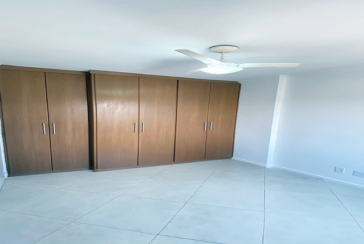 Apartamento à venda no Bairro do Parque Maria Domitila na Rua Willis Roberto Banks 549