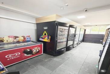 Apartamento à venda no Bairro do Parque Maria Domitila na Rua Willis Roberto Banks 549