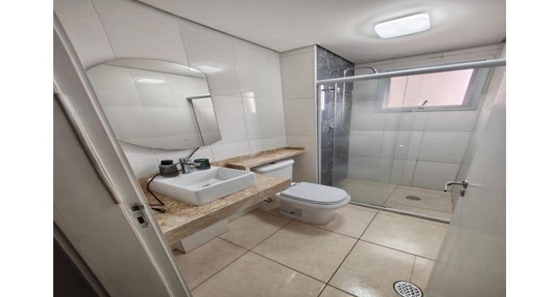 Lindo Apartamento à venda no Bairro Parque São Domingos, localizado na Rua Giovani Recordati, nº 153