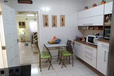 Belo Sobrado à Venda no Parque Maria Domitila na Rua Antônio Félix Pacheco