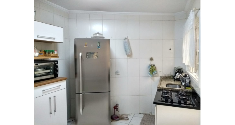 Belo Sobrado à Venda no Parque Maria Domitila na Rua Antônio Félix Pacheco