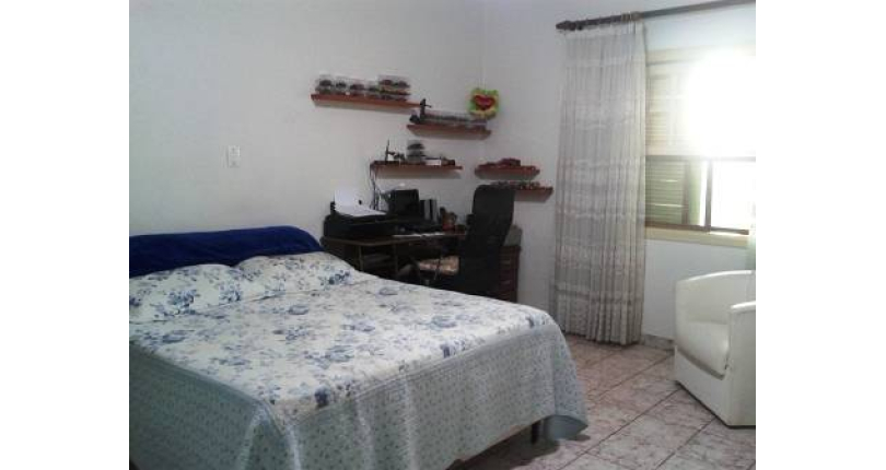 Sobrado à venda Rua Doutor Odon Carlos de Figueiredo Ferraz, 001, Parque São Domingos - Imóveis à Venda