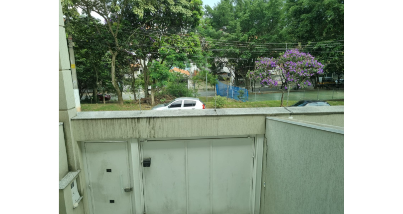 Sobrado à venda Rua Frei Adriano Donado, Jardim Pinheiros - Imóveis à Venda