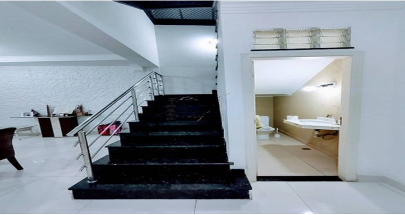 Sobrado à venda Avenida General Charles de Gaulle, Parque São Domingos - Imóveis à Venda