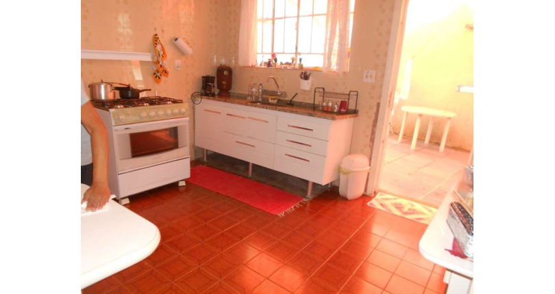 Casa à venda Rua Doutor Augusto Andrade, Chácara Inglesa - Imóveis à Venda