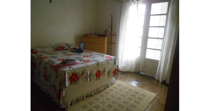 Casa à venda Rua Doutor Augusto Andrade, Chácara Inglesa - Imóveis à Venda