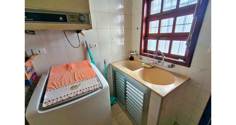 Casa à venda Rua Luís Filgueira Souto, Parque São Domingos - Imóveis à Venda