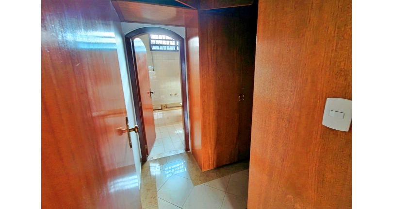 Casa à venda Rua Luís Filgueira Souto, Parque São Domingos - Imóveis à Venda