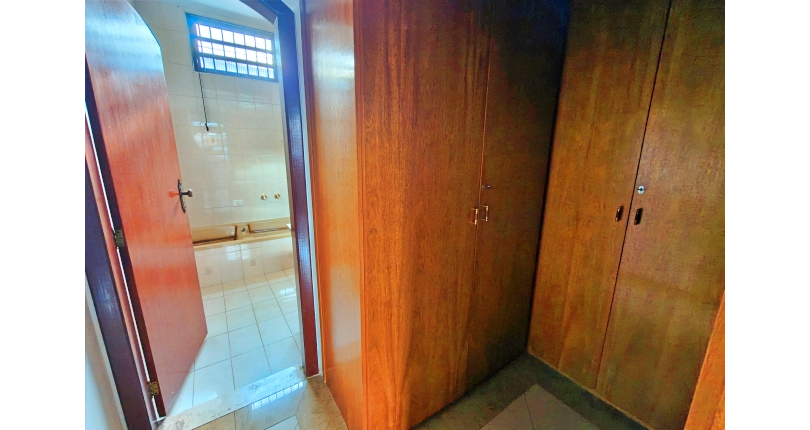 Casa à venda Rua Luís Filgueira Souto, Parque São Domingos - Imóveis à Venda