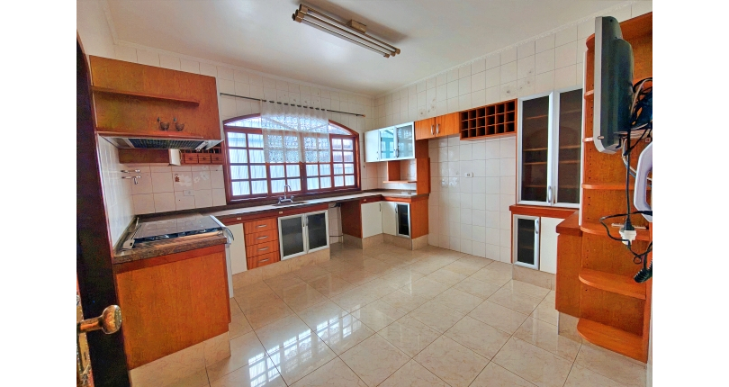 Casa à venda Rua Luís Filgueira Souto, Parque São Domingos - Imóveis à Venda