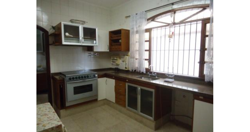 Casa à venda Rua Luís Filgueira Souto, Parque São Domingos - Imóveis à Venda