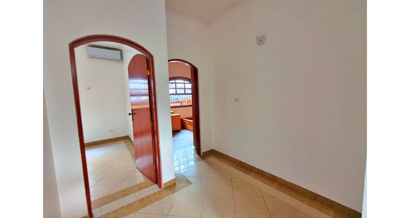 Casa à venda Rua Luís Filgueira Souto, Parque São Domingos - Imóveis à Venda