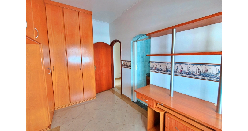 Casa à venda Rua Luís Filgueira Souto, Parque São Domingos - Imóveis à Venda