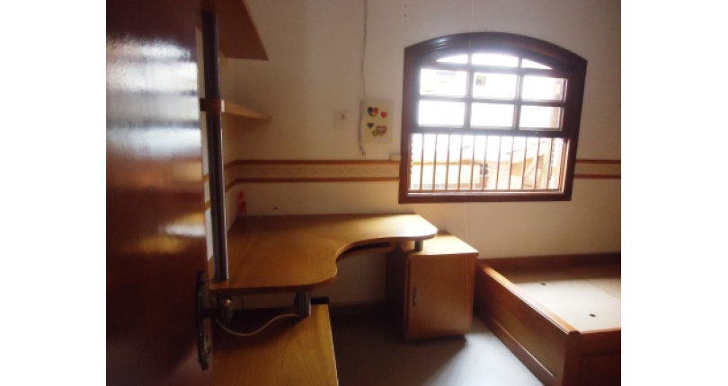 Casa à venda Rua Luís Filgueira Souto, Parque São Domingos - Imóveis à Venda