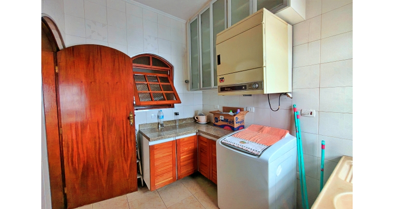 Casa à venda Rua Luís Filgueira Souto, Parque São Domingos - Imóveis à Venda