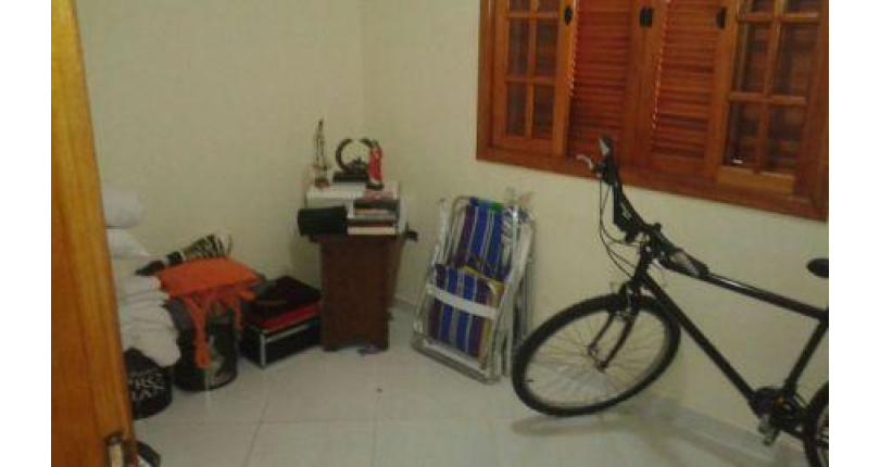 Casa à venda Rua Teixeira Soares, Vila Piauí - Imóveis à Venda